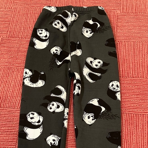 Women’s XS / S cozy Panda print thick fleece Leggings - Picture 15 of 16